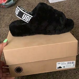 size 6 Ugg slides